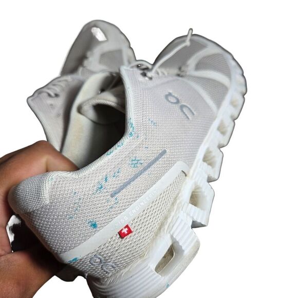 ON Running White Sneakers - Picture 7 of 8